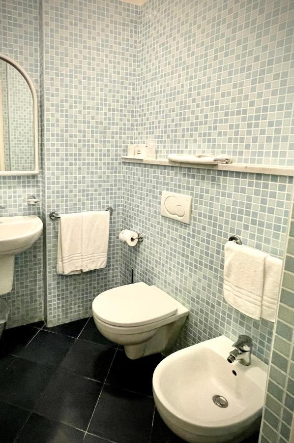 Hotel La Scogliera Cavi di Lavagna
