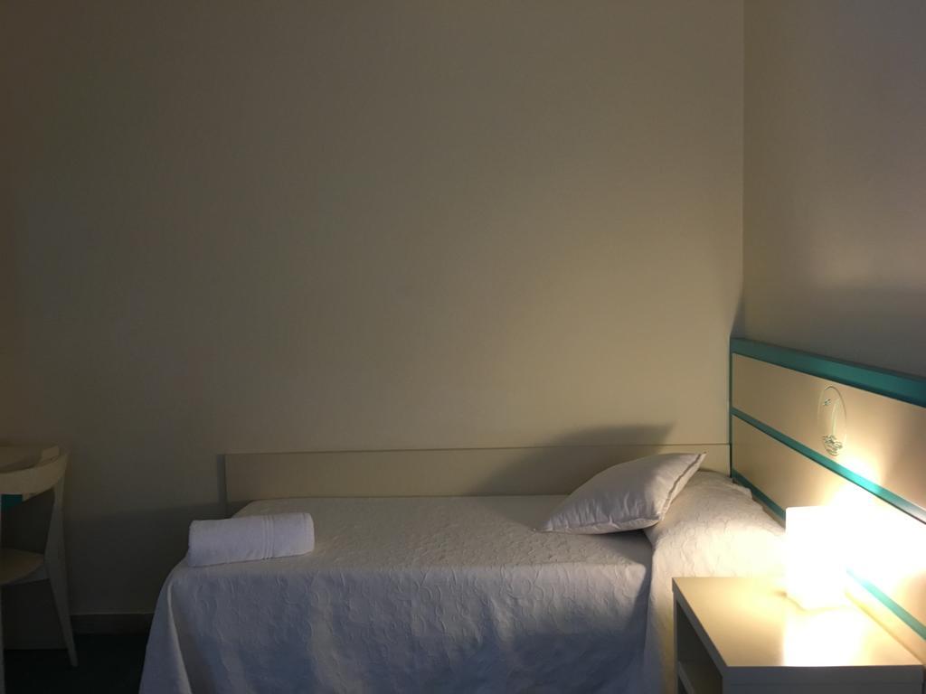 Hotel La Scogliera 2*