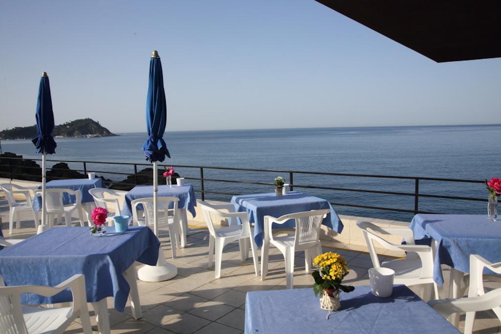 Hotel La Scogliera